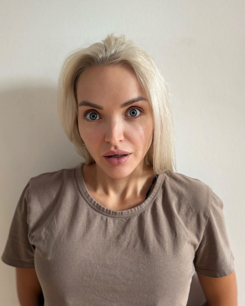 Diana Diamond, surprised